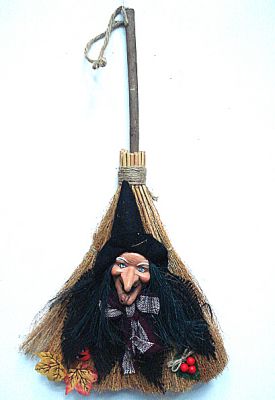 21-039-Баба Яга метла